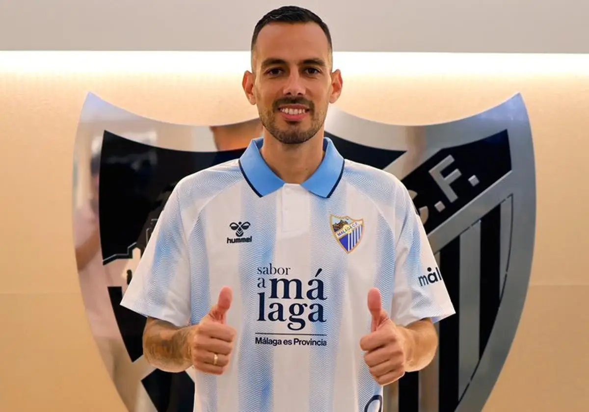 MAnu Molina