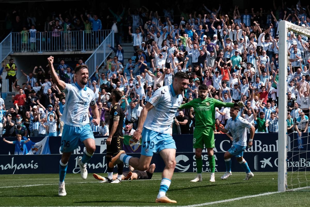 El Málaga coge altura